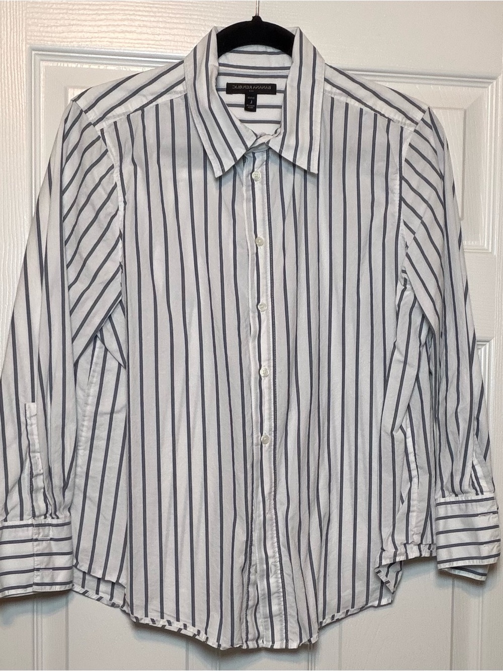 Banana Republic Factory White Button-Up Shirt with charcoal Stripes, size L